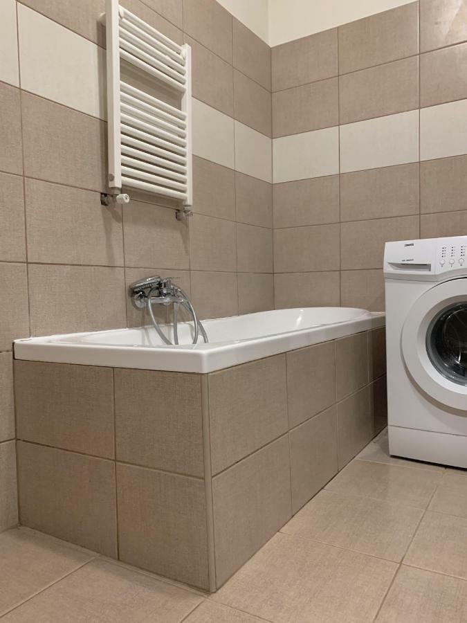 Apartament St. Peter Apartman Pécs Zewnętrze zdjęcie